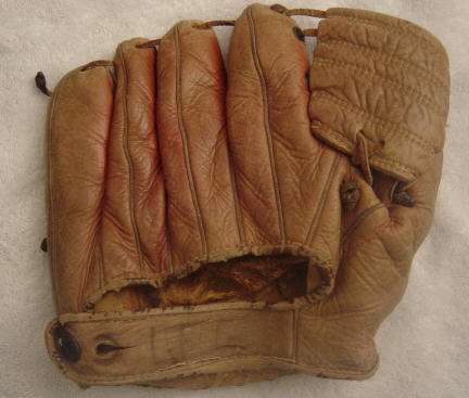 Mickey Mantle Michigan Hardware Back